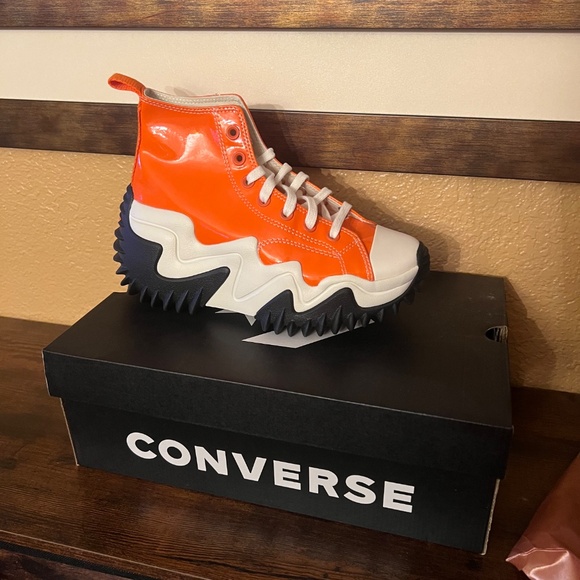 New Rare Converse Patent Leather Wedge - Picture 6 of 7